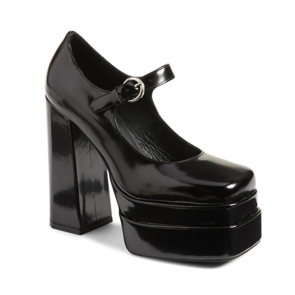 COPY - NWT Jeffrey Campbell Chillin Pumps